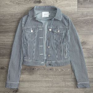 Aritzia Talula Denim Jacket XS Navy White Striped Cropped Stretch Coastal Preppy
